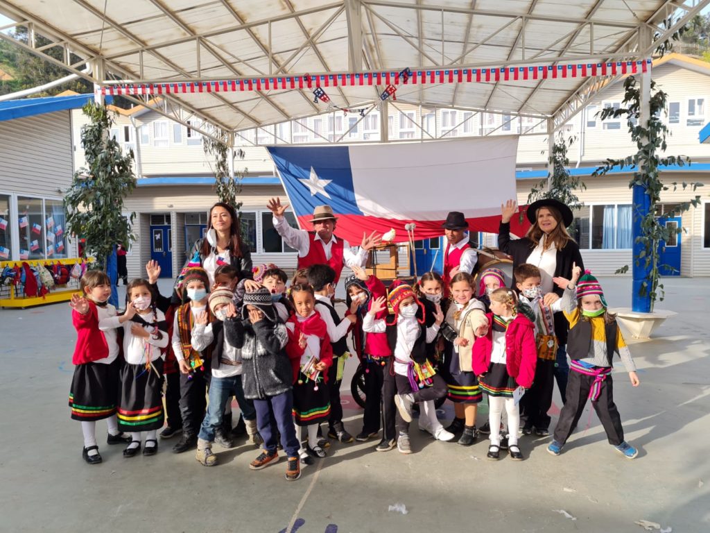 Ciclo Inicial celebró con distintas actividades las Fiestas Patrias