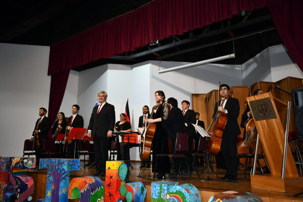 Orquesta de Cámara PUCV ofreció concierto en homenaje a los 165 años del Colegio Alemán