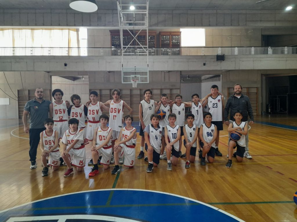 Selección de Básquetbol Preparatoria logró 3° lugar en regional de ADECOP